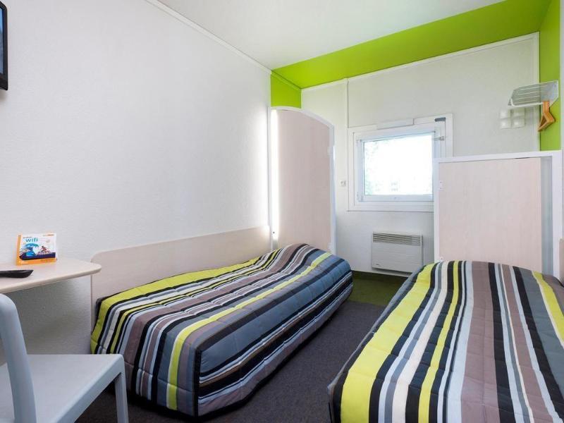 Hotelf1 Cholet Exterior foto